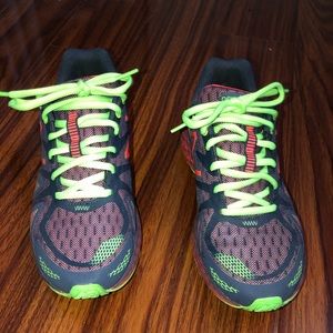 New Balance sneakers ....